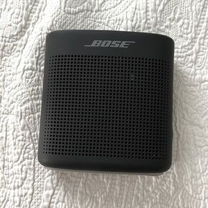 Bose black speaker
